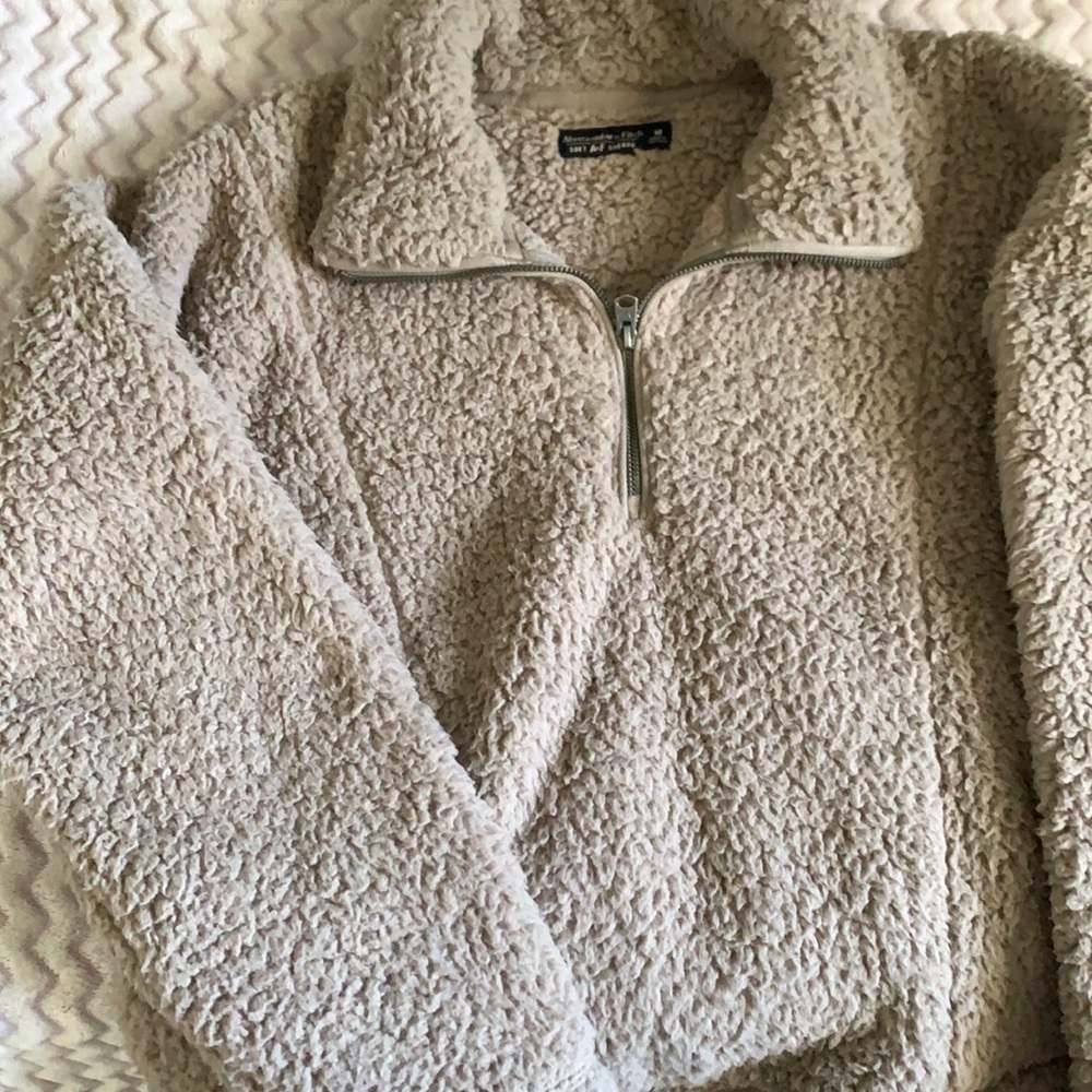 Abercrombie & Fitch Half Zip Sherpa Fleece